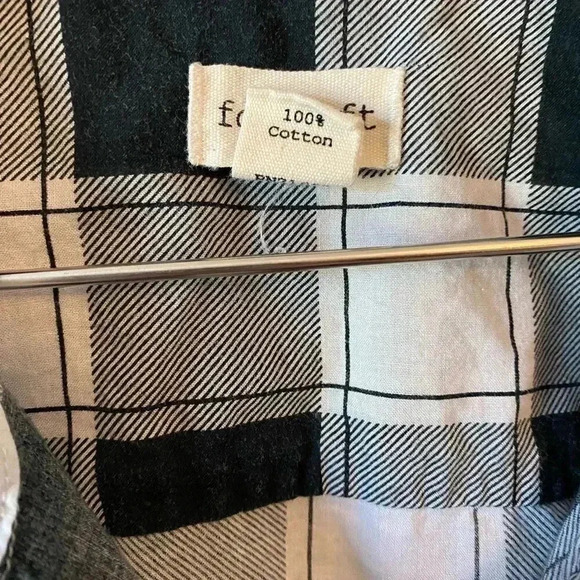 Foxcroft Size 14, 100% Cotton Button Down Roll Tab Sleeve Black & White Checked - Picture 7 of 14